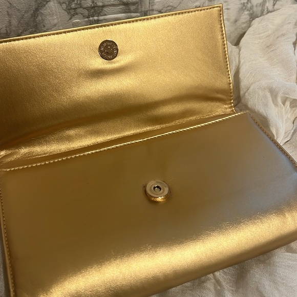Pandora Gold Leather Large Clutch - Picture 4 of 5